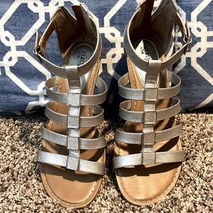 EuroSoft by Soft Gladiator Wedge Sandal Size 9